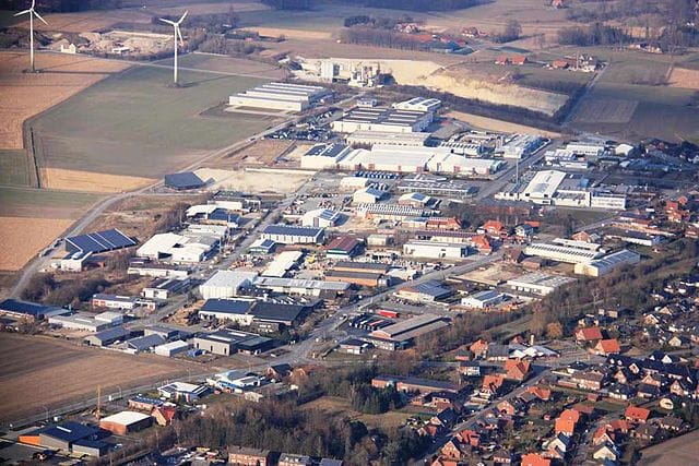 640px-Luftaufnahme_Gewerbegebiet_Wettringen
